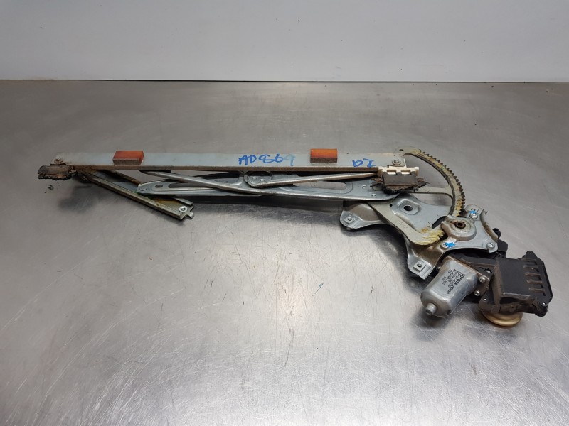 Recambio de elevalunas delantero izquierdo para toyota auris active referencia OEM IAM 6982002330 8570202020 