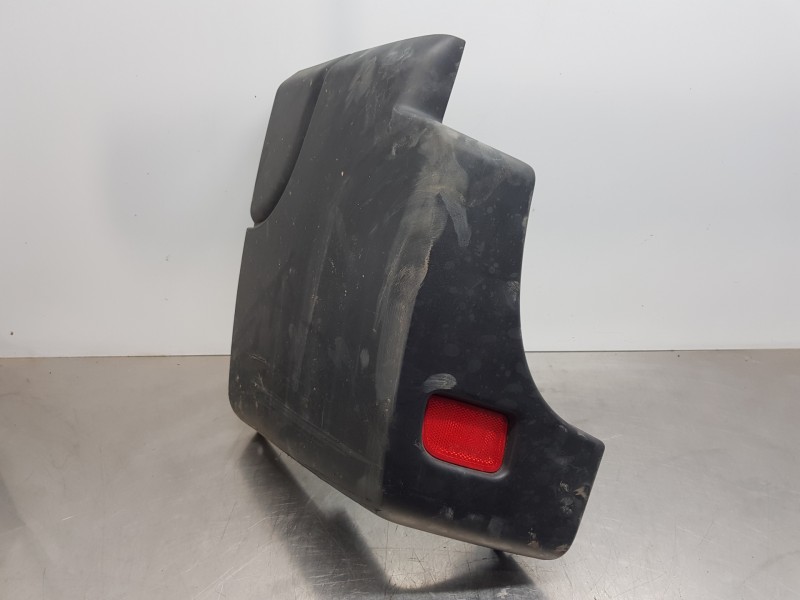Recambio de puntera paragolpes trasera izquierda para renault master iii furgón referencia OEM IAM 850176896R  