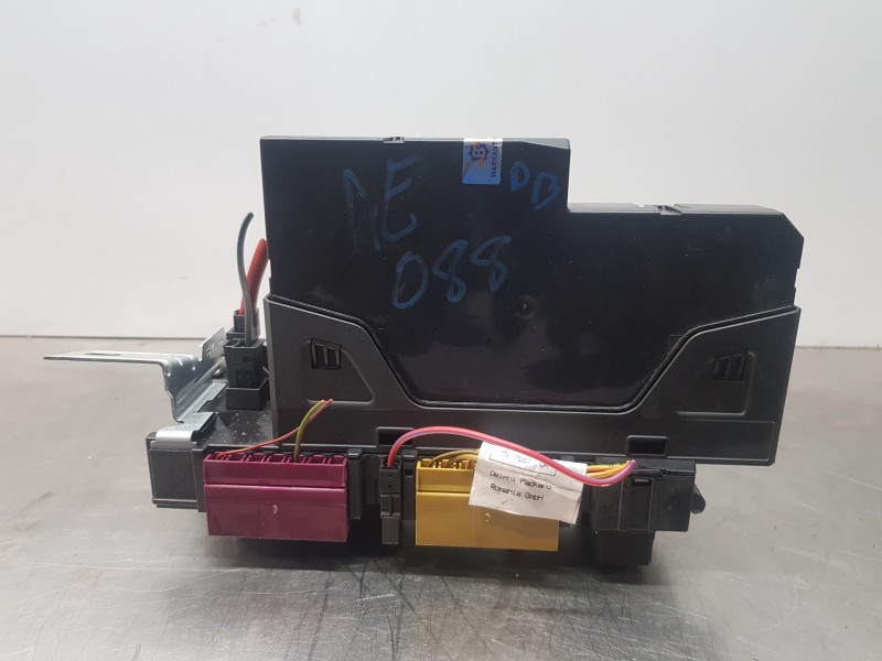 Recambio de caja reles / fusibles para mercedes clase glk (w204) glk 4matic referencia OEM IAM 2049004203 5DK011022 