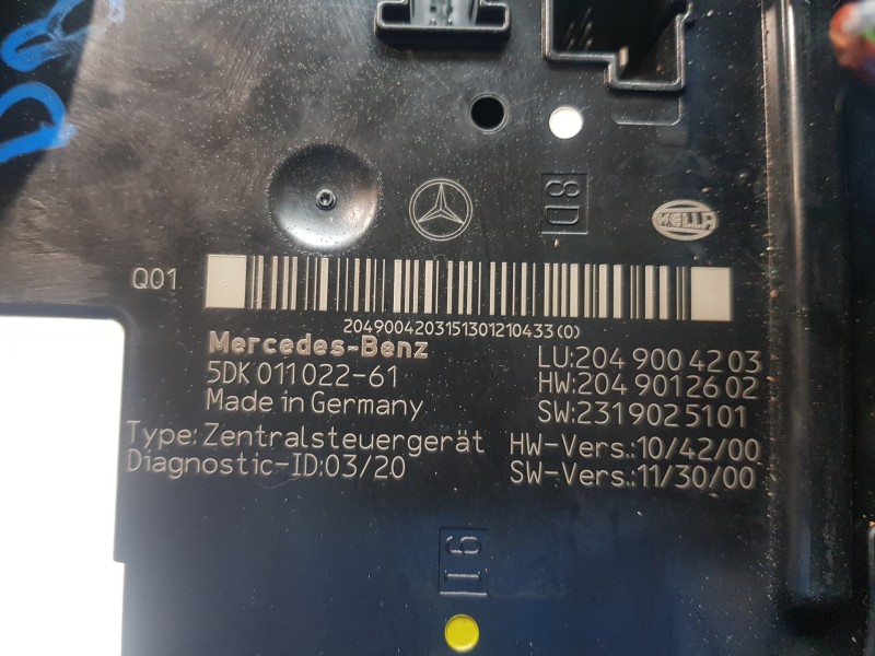 Recambio de caja reles / fusibles para mercedes clase glk (w204) glk 4matic referencia OEM IAM 2049004203 5DK011022 