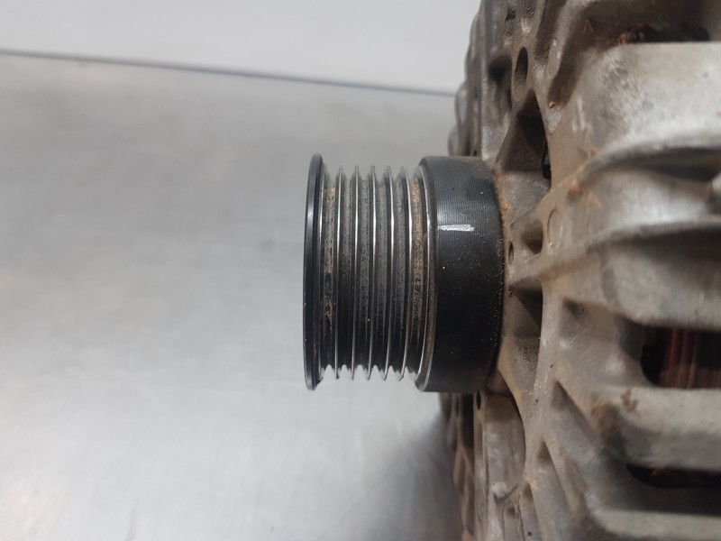 Recambio de alternador para mercedes clase glk (w204) glk 4matic referencia OEM IAM A0009067802  