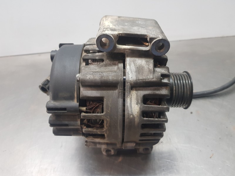 Recambio de alternador para mercedes clase glk (w204) glk 4matic referencia OEM IAM A0009067802  