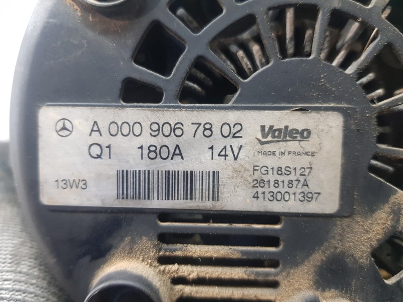 Recambio de alternador para mercedes clase glk (w204) glk 4matic referencia OEM IAM A0009067802  
