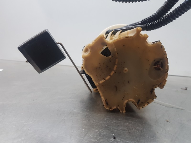 Recambio de aforador para mercedes clase glk (w204) glk 4matic referencia OEM IAM A2044702294 A2044701200 A2045400917