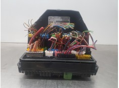 Recambio de caja reles / fusibles para mercedes clase glk (w204) glk 4matic referencia OEM IAM A2129005822  