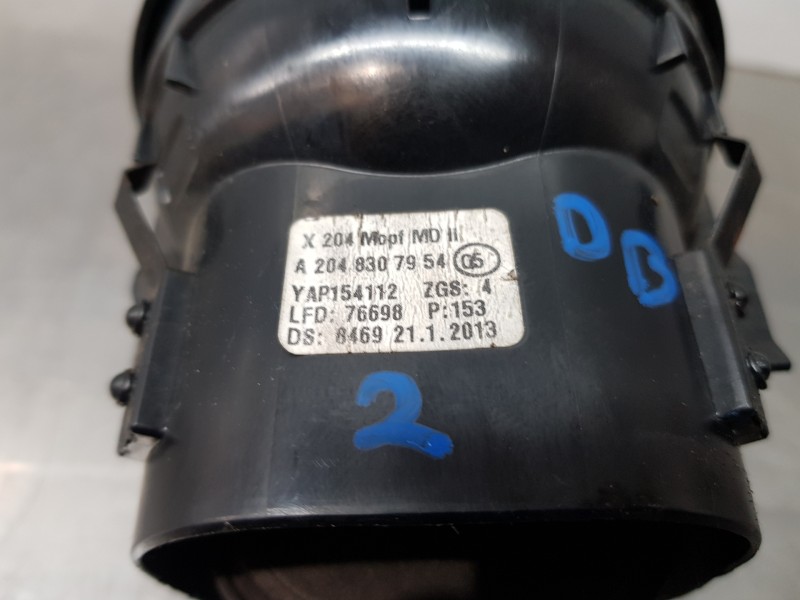 Recambio de rejilla aireadora para mercedes clase glk (w204) glk 4matic referencia OEM IAM A2048307954  