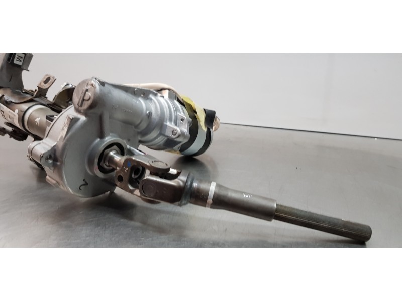 Recambio de columna direccion para toyota yaris hybrid active referencia OEM IAM 4520A0D061  