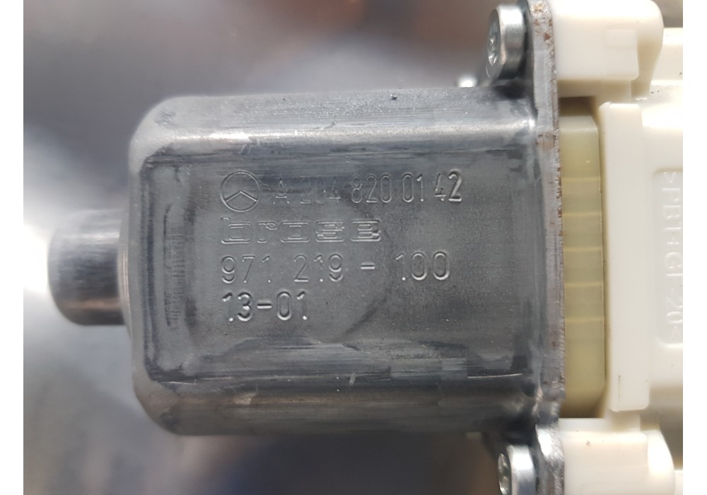 Recambio de elevalunas delantero izquierdo para mercedes clase glk (w204) glk 4matic referencia OEM IAM A2047201779 A2047201979 