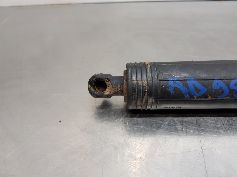 Recambio de amortiguadores maletero / porton para audi q5 (fyb) quattro referencia OEM IAM 80F827851B 80A827851A06S 