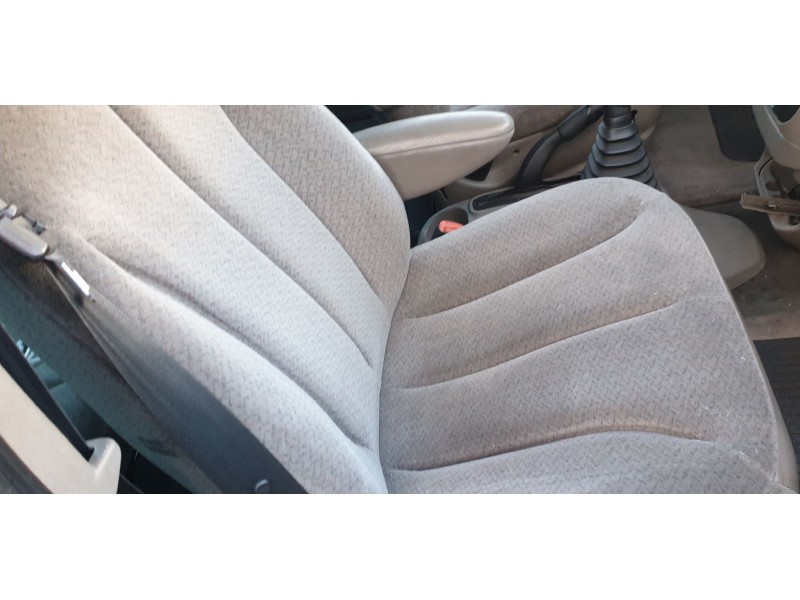 chrysler voyager (rg) del año 2003