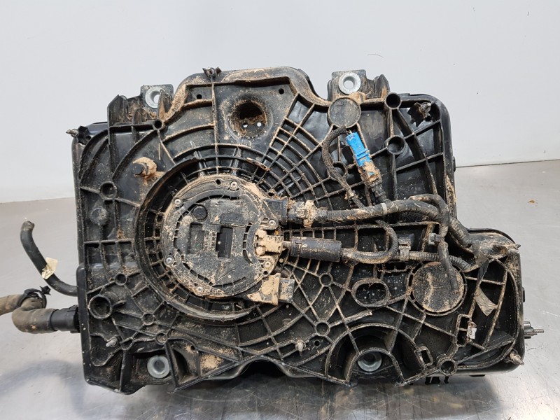 Recambio de deposito aditivo fap ( urea - adblue ) para renault master iii furgón referencia OEM IAM 204629323R A3C0244890000 