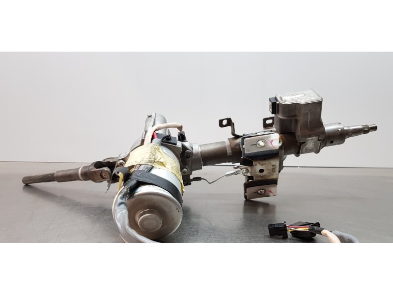 Recambio de columna direccion para toyota yaris hybrid active referencia OEM IAM 4520A0D061  