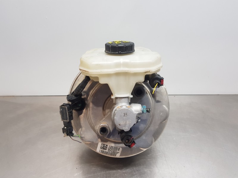 Recambio de servofreno para audi q5 (fyb) quattro referencia OEM IAM 8W0611021DREP 80A612103A 8W0611021D