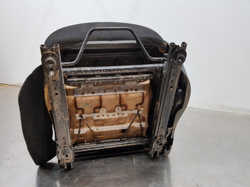 Recambio de asiento delantero izquierdo para renault kangoo dynamique referencia OEM IAM 7701209916 7701209903 