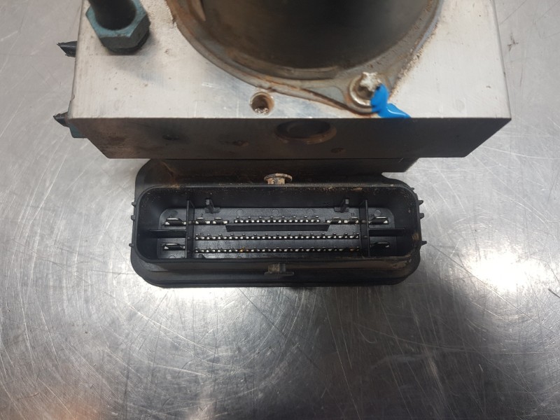 Recambio de abs para audi q5 (fyb) quattro referencia OEM IAM 80A614517E 80A907379E 80A907379EREP