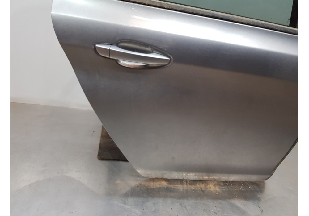 Recambio de puerta trasera derecha para peugeot 308 sw style referencia OEM IAM 9802165580   Recambio de puerta trasera derecha para peugeot 308 sw style referencia OEM IAM 9802165580