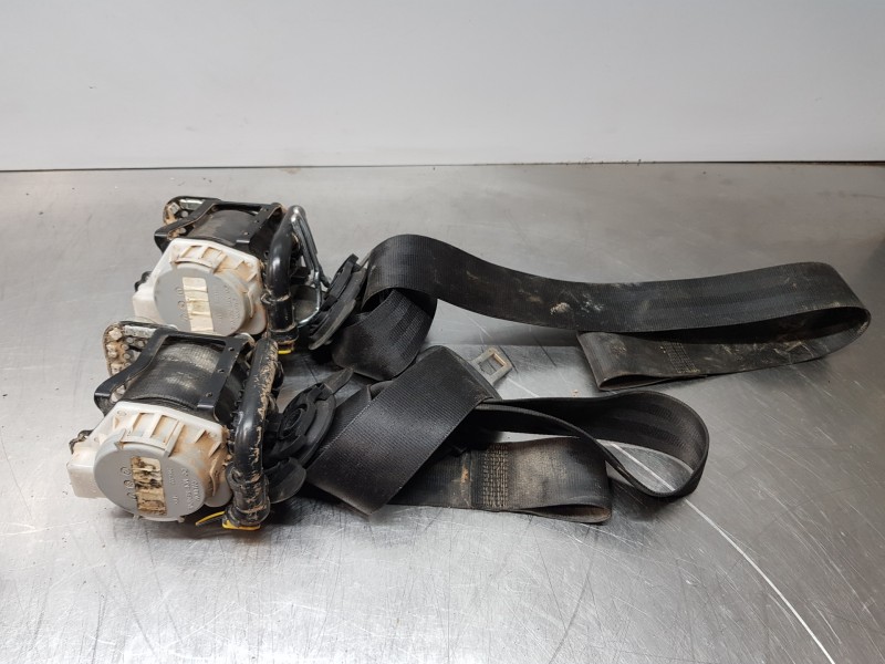 Recambio de kit airbag para audi a3 (8v) attracted referencia OEM IAM 8V1857001H 8V3857705D 8V3857706D