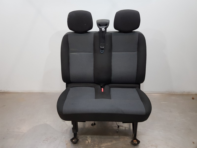 Recambio de asiento delantero derecho para renault master iii furgón referencia OEM IAM 876010932R 868500002R 