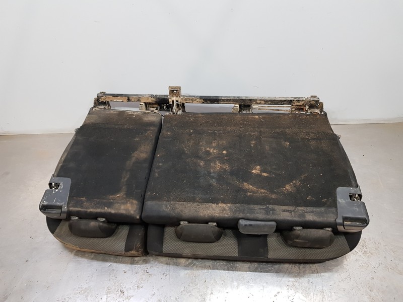 Recambio de asiento trasero medio para renault kangoo dynamique referencia OEM IAM 7701209936 888508753R 