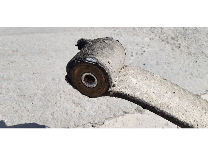 Recambio de ballesta trasera para iveco daily pr einzelkabine 35 s... radstand 3000 referencia OEM IAM 504083608  