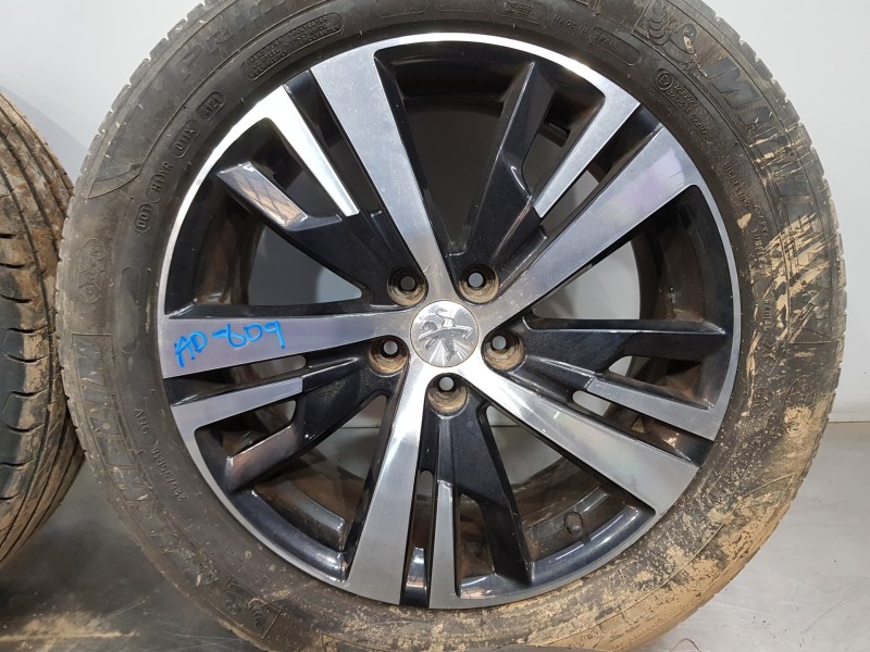 Recambio de juego llantas para peugeot 3008 active referencia OEM IAM 98096873ZR  