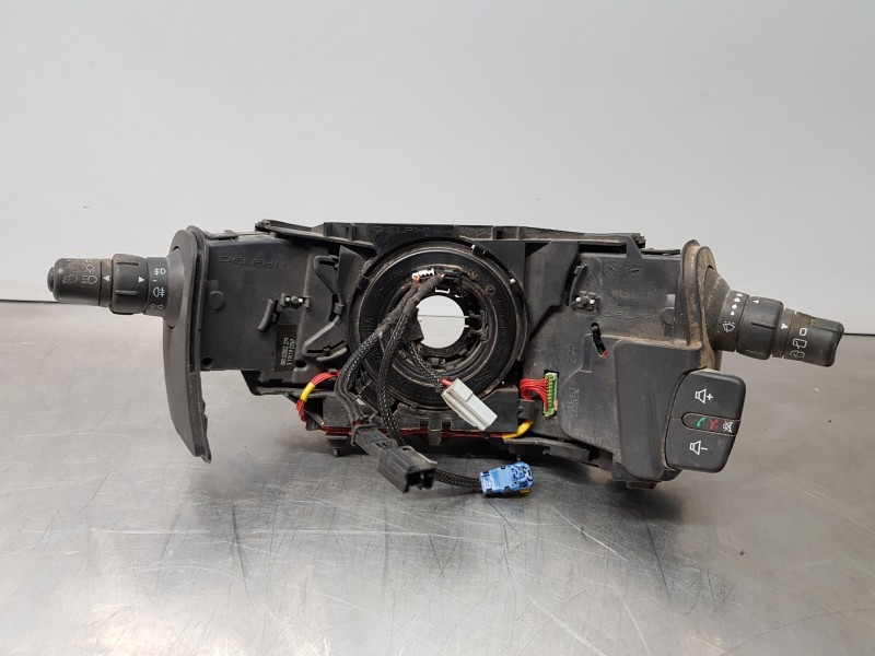 Recambio de mando multifuncion para renault kangoo dynamique referencia OEM IAM 7701071888 8201577539 7701057089