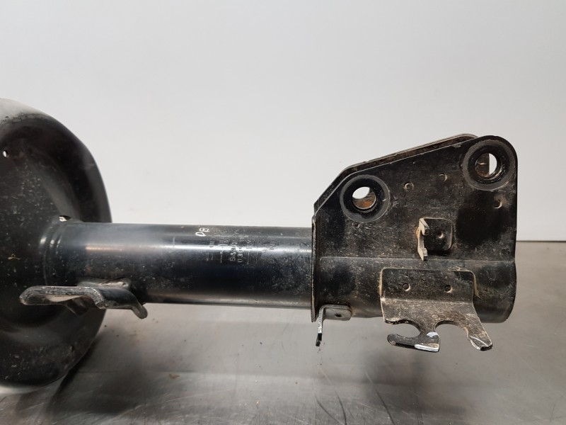 Recambio de amortiguador delantero derecho para renault master iii furgón referencia OEM IAM 543029774R  