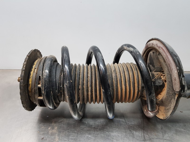 Recambio de amortiguador delantero derecho para renault master iii furgón referencia OEM IAM 543029774R  