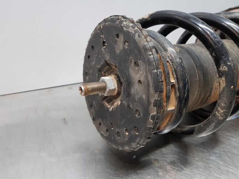 Recambio de amortiguador delantero derecho para renault master iii furgón referencia OEM IAM 543029774R  