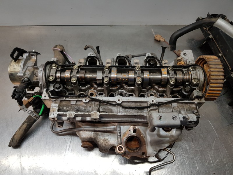 Recambio de culata para renault kangoo dynamique referencia OEM IAM 110413019R  