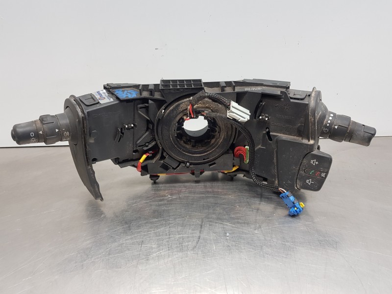 Recambio de mando multifuncion para renault kangoo combi referencia OEM IAM 255670069R 28606206258 