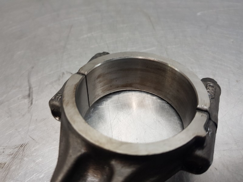 Recambio de biela para audi q5 (fyb) quattro referencia OEM IAM 04L105401A  