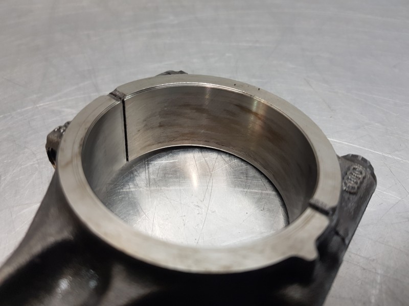 Recambio de biela para audi q5 (fyb) quattro referencia OEM IAM 04L105401A  