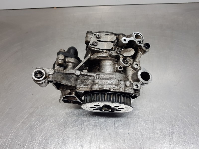 Recambio de bomba aceite para audi q5 (fyb) quattro referencia OEM IAM 04L145208AA  