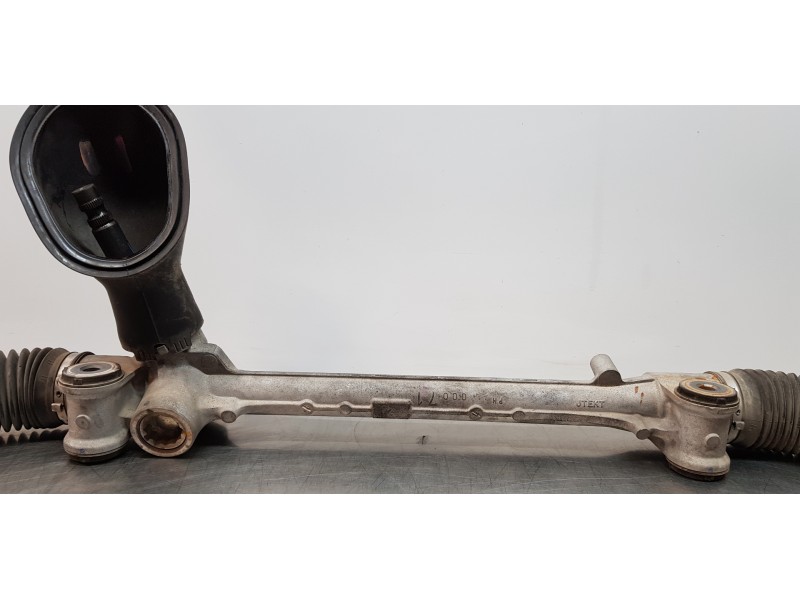 Recambio de cremallera direccion para toyota yaris hybrid active referencia OEM IAM 455000D280  