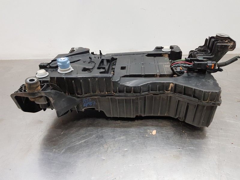 Recambio de deposito aditivo adblue fap ( deposito grande ) para peugeot 308 sw style referencia OEM IAM 9813676180   Recambio de deposito aditivo adblue fap ( deposito grande ) para peugeot 308 sw style referencia OEM IAM 9813676180