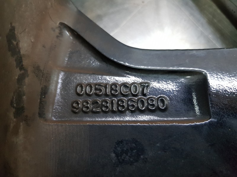 Recambio de llanta para peugeot 2008 (p2) allure puretech referencia OEM IAM 98281860XY 9828186080 