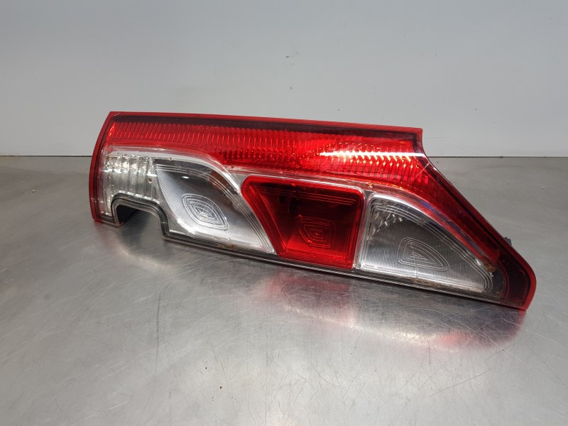 Recambio de piloto trasero derecho para renault kangoo combi referencia OEM IAM 265506747R  