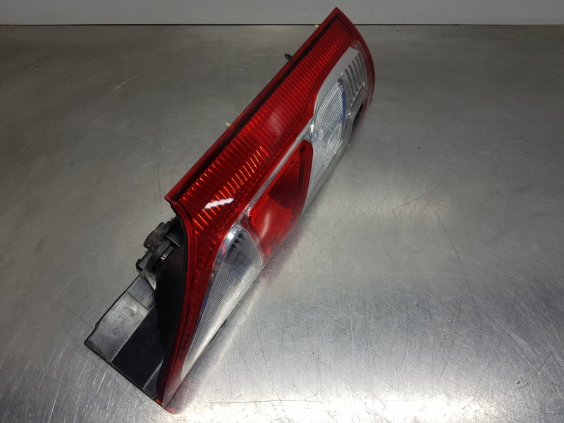 Recambio de piloto trasero izquierdo para renault kangoo combi referencia OEM IAM 26559212R  