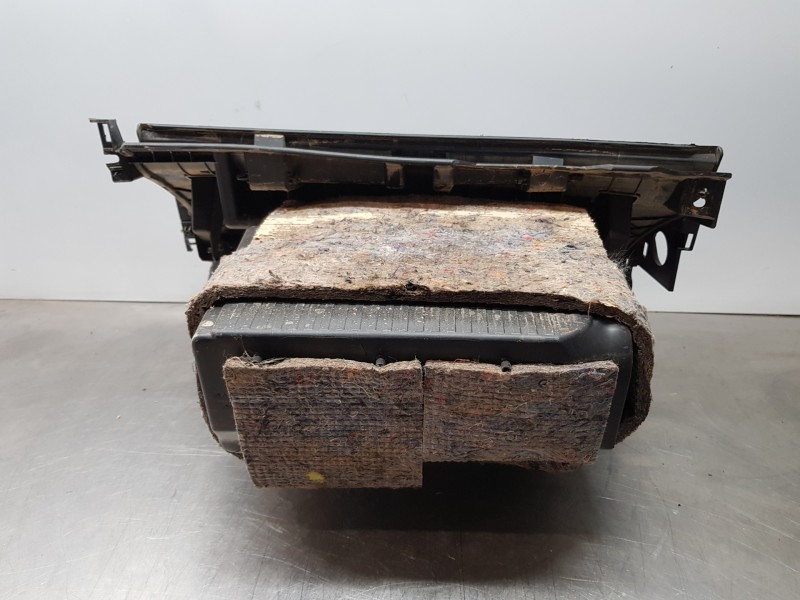 Recambio de guantera para renault kangoo dynamique referencia OEM IAM 681088619R  