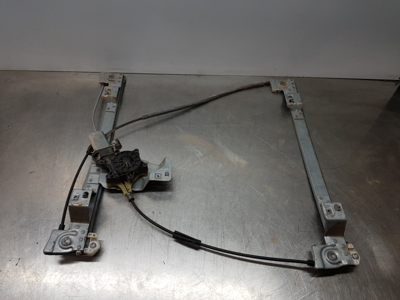 Recambio de elevalunas delantero izquierdo para renault kangoo dynamique referencia OEM IAM 807213441R  