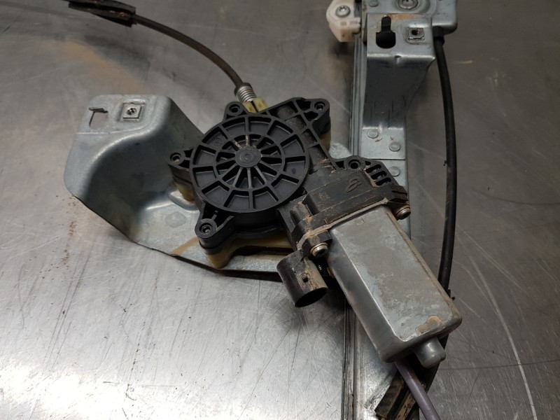 Recambio de elevalunas delantero izquierdo para renault kangoo dynamique referencia OEM IAM 807213441R  