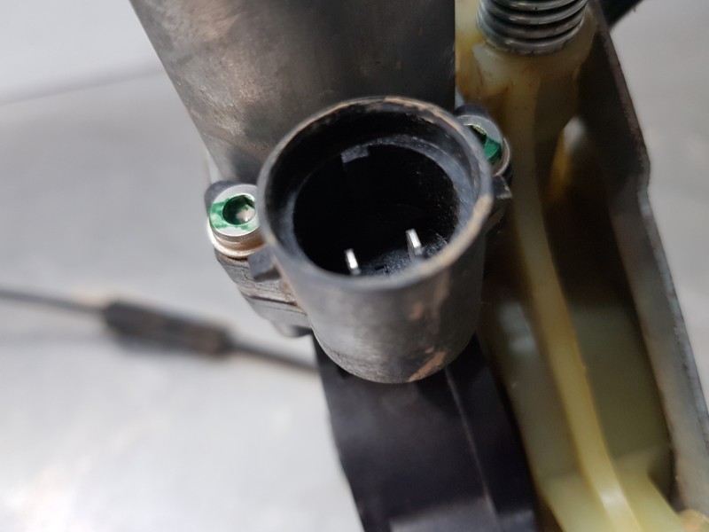 Recambio de elevalunas delantero izquierdo para renault kangoo dynamique referencia OEM IAM 807213441R  