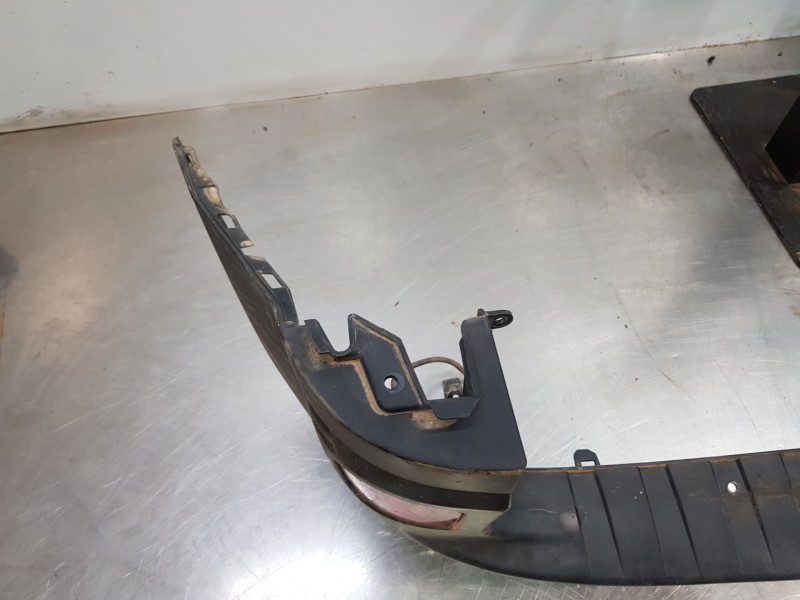 Recambio de paragolpes trasero para renault kangoo combi referencia OEM IAM 7701478196  