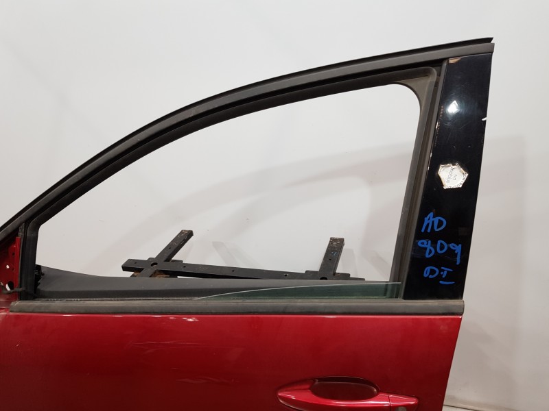 Recambio de puerta delantera izquierda para peugeot 3008 active referencia OEM IAM 9812306480  