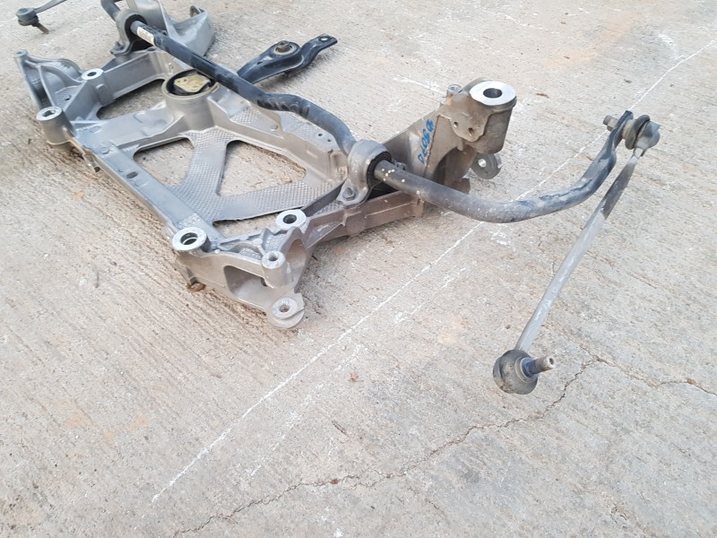 Recambio de puente delantero para audi a3 (8v) attracted referencia OEM IAM 5Q0199369G 3Q0199369E  Recambio de puente delantero para audi a3 (8v) attracted referencia OEM IAM 5Q0199369G 3Q0199369E
