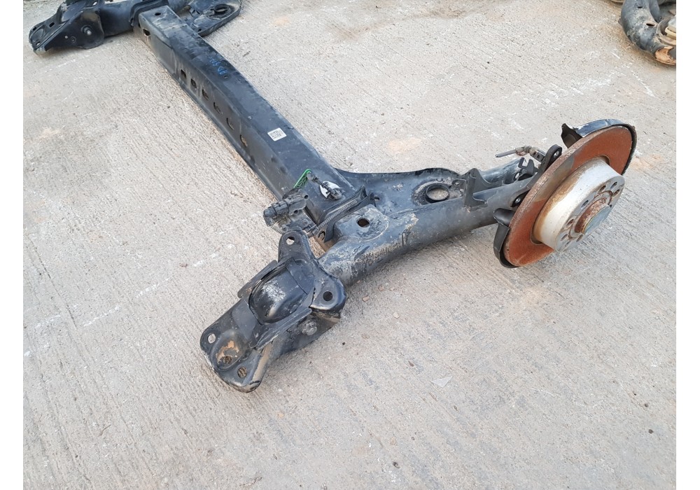 Recambio de puente trasero para audi a3 (8v) attracted referencia OEM IAM 5Q0501049BH   Recambio de puente trasero para audi a3 (8v) attracted referencia OEM IAM 5Q0501049BH