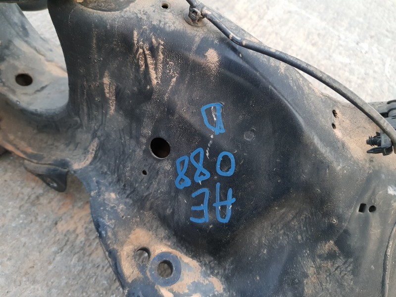 Recambio de puente delantero para mercedes clase glk (w204) glk 4matic referencia OEM IAM A2046280457  