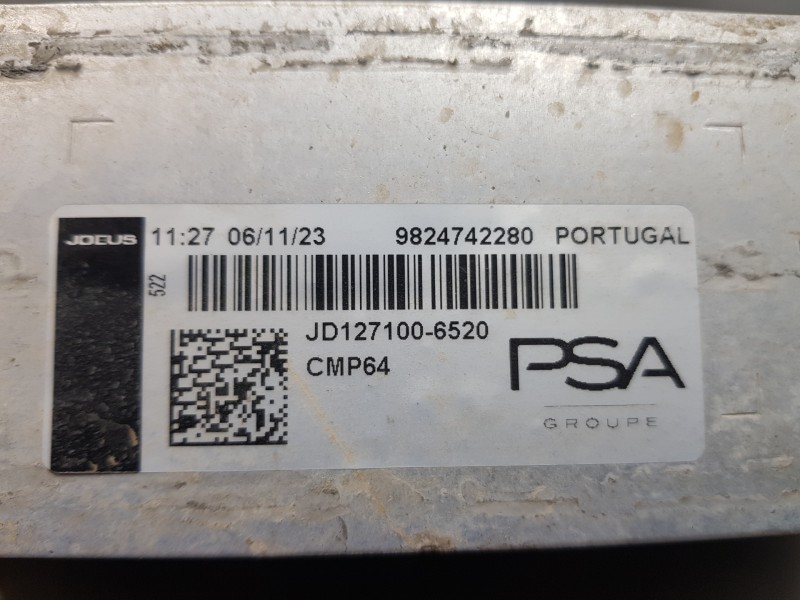 Recambio de intercooler para opel corsa f elegance referencia OEM IAM 9824742280  