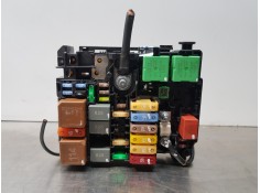 Recambio de caja reles / fusibles para opel corsa f elegance referencia OEM IAM 9804848480  